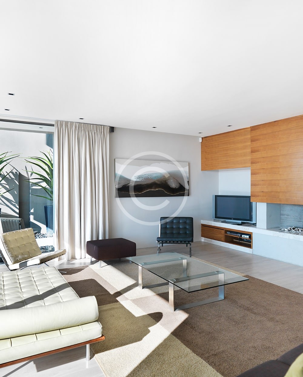 1-Bedroom Apartment - Image 2